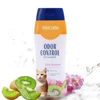 China Factory Custom Organic Bath Shampoo Moisturizing Pet Shower Cat Healthy Dog Relieving Itchy Skin Glossy Coat Pets